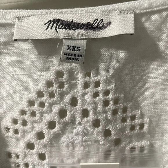 Madewell Eyelet Flutter Sleeve Top, NWT, Size XXS - Picture 8 of 8